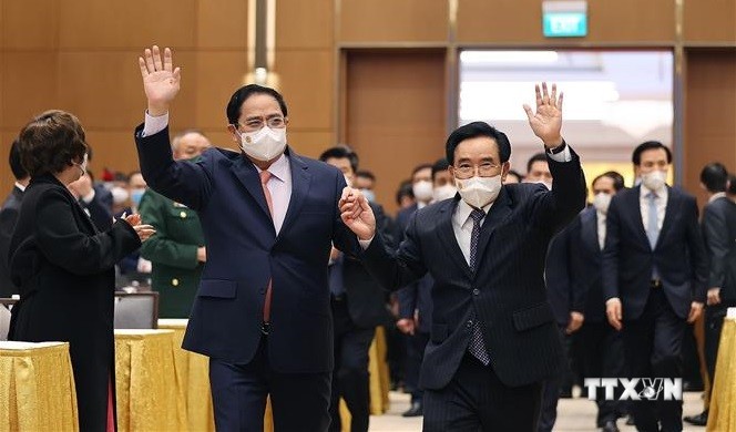 越南政府总理范明政和老挝总理潘坎·维帕万共同主持召开越老政府间委员会第44次会议