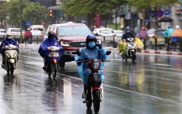 越南北部平原和北中部平原地区出现雷阵雨和寒冷天气