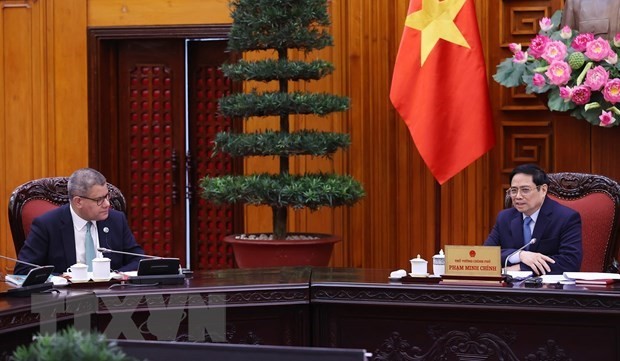 越南政府总理范明政会见COP26主席
