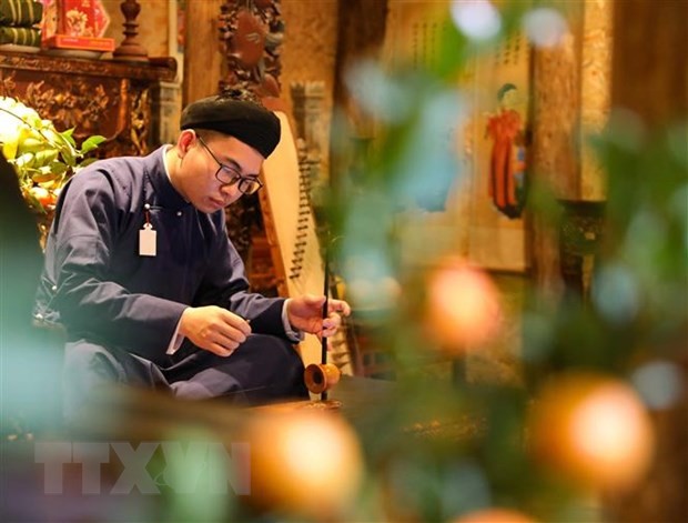 越南文化遗产和传统乐器展览会在法国举行