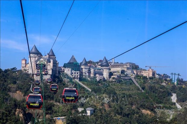 岘港市巴拿山旅游度假区正式开通直达金桥的缆车