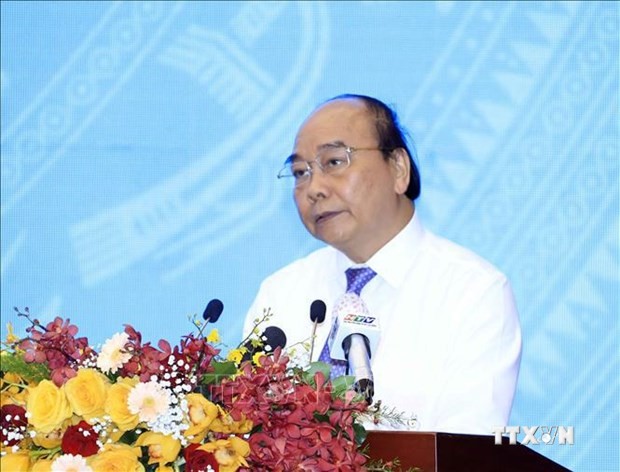 国家主席阮春福主持召开越南社会主义法治国家建设第三次国家研讨会