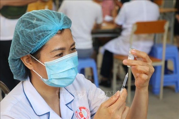 广宁省芒街市开展5岁至11岁儿童新冠疫苗接种工作