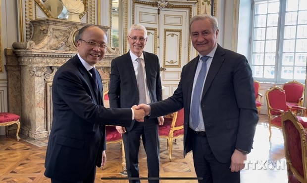 越南驻法国大使希望与图卢兹市加强合作关系