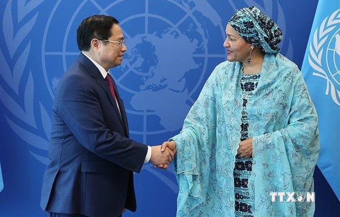 越南政府总理范明政会见联合国领导人