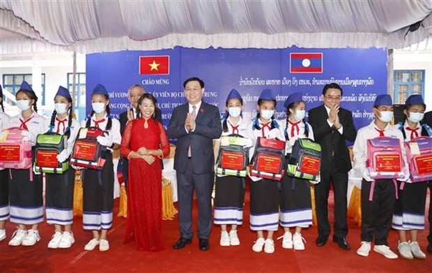 老挝国会常务副主席：越南国会主席王廷惠访老之旅圆满成功