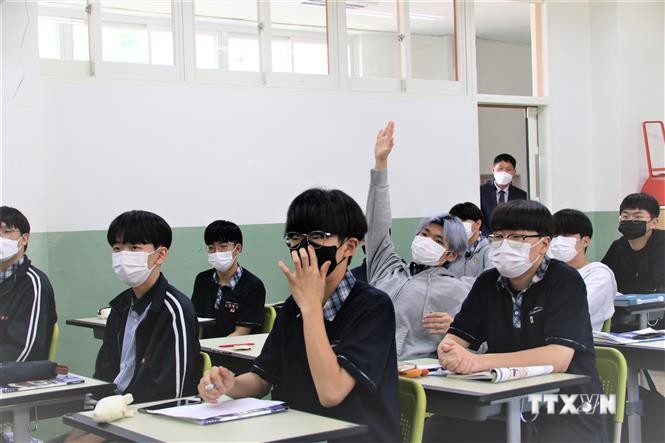 韩国高中学校将越南语纳入职业指导教育课程