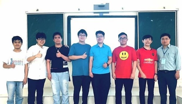 越南学生在2022年亚太地区信息学奥林匹克竞赛中斩获3金4银