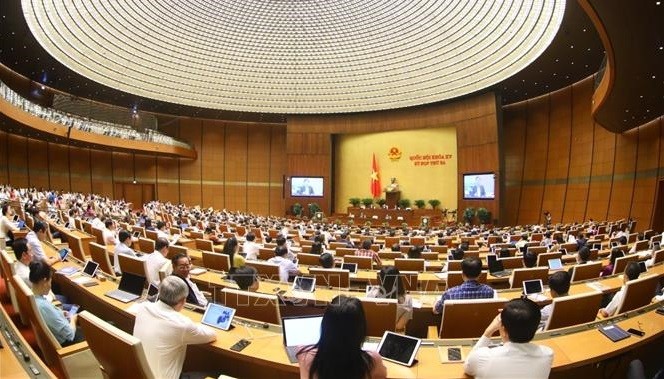 越南第十五届国会第三次会议：加强油气行业投资环境的吸引力