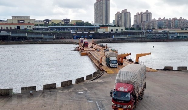 广宁省芒街国际口岸自重启以来货物吞吐量累计超过45300吨