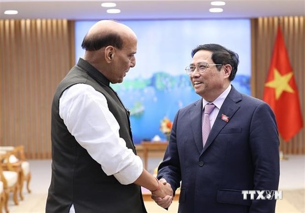 越南政府总理范明政会见印度国防部长