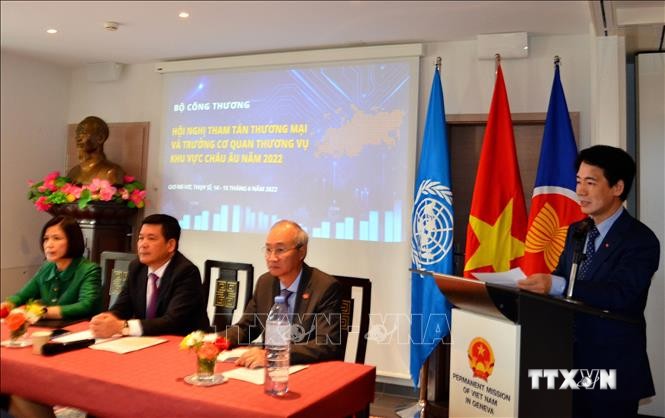 越南驻欧洲地区商务参赞和商务办事处负责人会议在瑞士日内瓦举行
