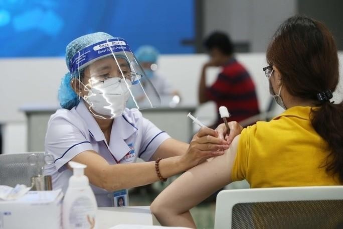 胡志明市继续延长新冠疫苗接种高峰期