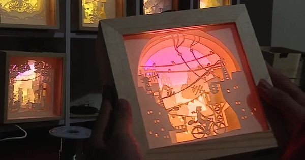 河内年轻设计师用剪纸艺术灯具点亮河内的记忆