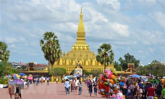 今年前9月老挝接待游客人数同比增长近40%