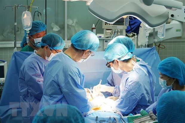 越南成功进行首例脑死亡捐献者皮肤移植手术