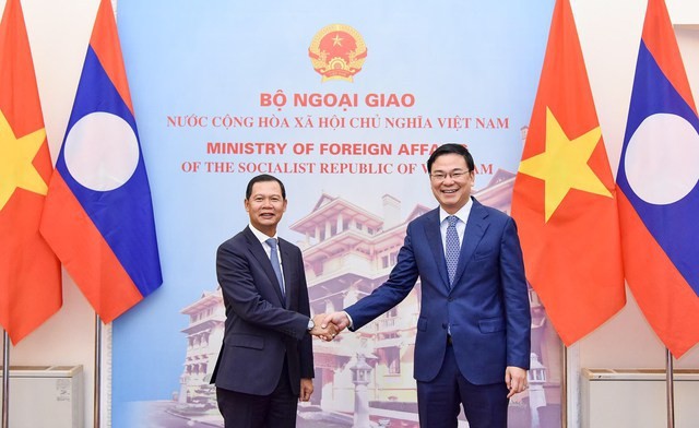  越南-老挝举行第七次政治磋商