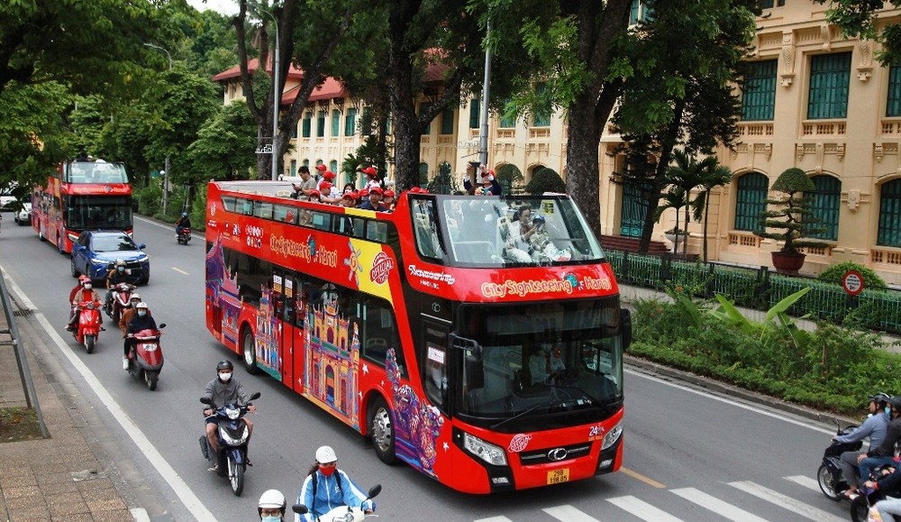越南接待国内游客超1亿人次 超出所有预测