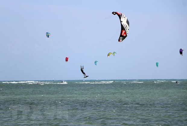 2022年越南国际风筝冲浪节热闹开场