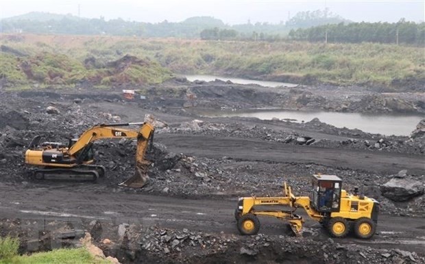 越南与老挝推进能源和矿产领域合作