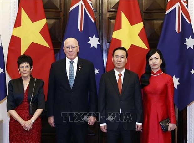 越南国家主席武文赏和夫人设宴招待澳大利亚总督和夫人