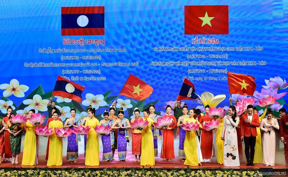 老挝媒体：武文赏老挝之行将取得圆满成功 为深化老越特殊关系做出贡献