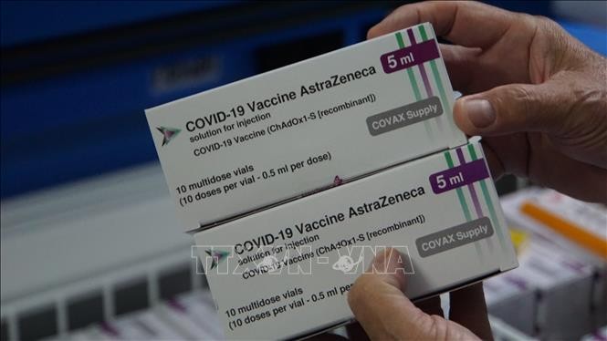 CDC Cần Thơ tiếp nhận vaccine. Ảnh: TTXVN phát