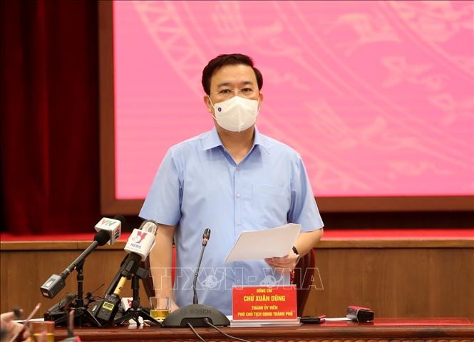 Phó Chủ tịch UBND thành phố Hà Nội Chử Xuân Dũng phát biểu tại Hội nghị. Ảnh: TTXVN phát