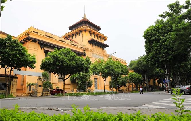 Đến ngày 16/09/2021, các trường thành viên và khoa trực thuộc của Đại học Quốc gia Hà Nội sẽ hoàn thành công bố điểm chuẩn kỳ thi Tuyển sinh Đại học Chính quy năm 2021. Ảnh: Thanh Tùng - TTXVN
