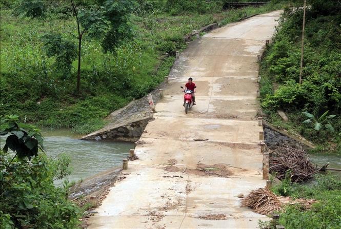 Cầu tràn qua suối thôn Vàng On, xã Trung Minh, huyện Yên Sơn, tỉnh Tuyên Quang. Ảnh: Quang Cường – TTXVN