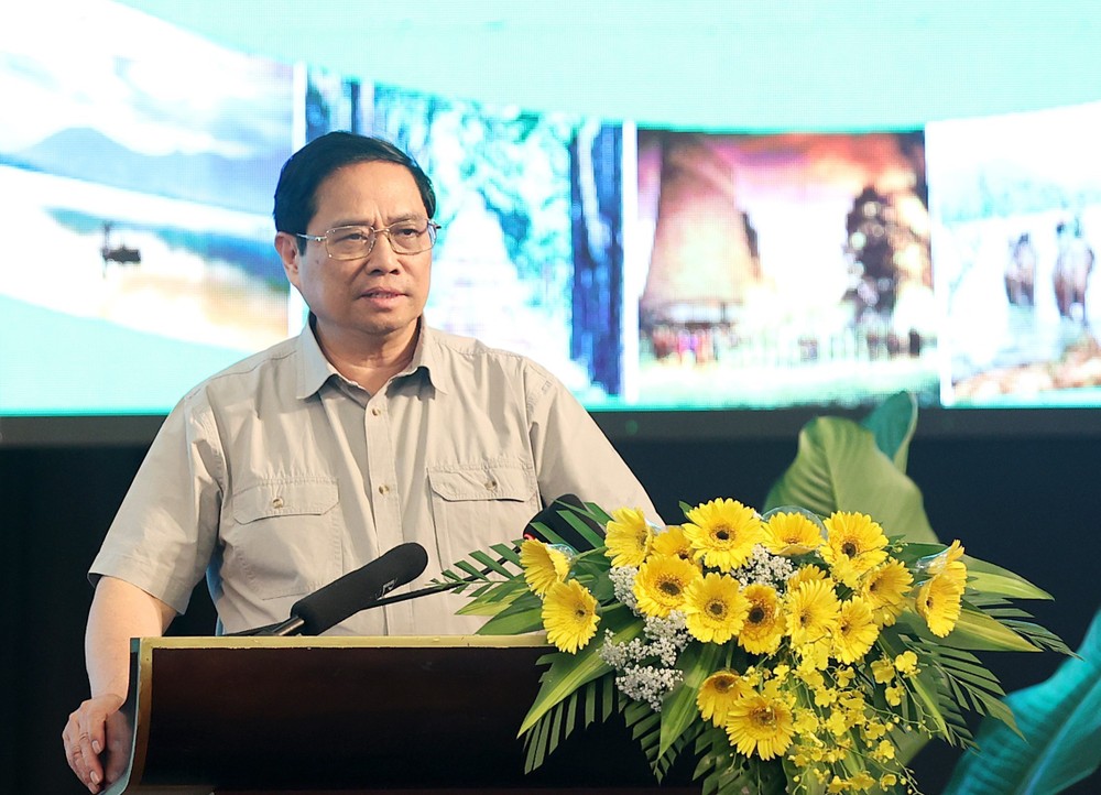 Thủ tướng Phạm Minh Chính phát biểu chỉ đạo hội nghị Hội nghị tổng kết thực hiện Nghị quyết của Bộ Chính trị về phát triển vùng Tây Nguyên. Ảnh: Dương Giang-TTXVN