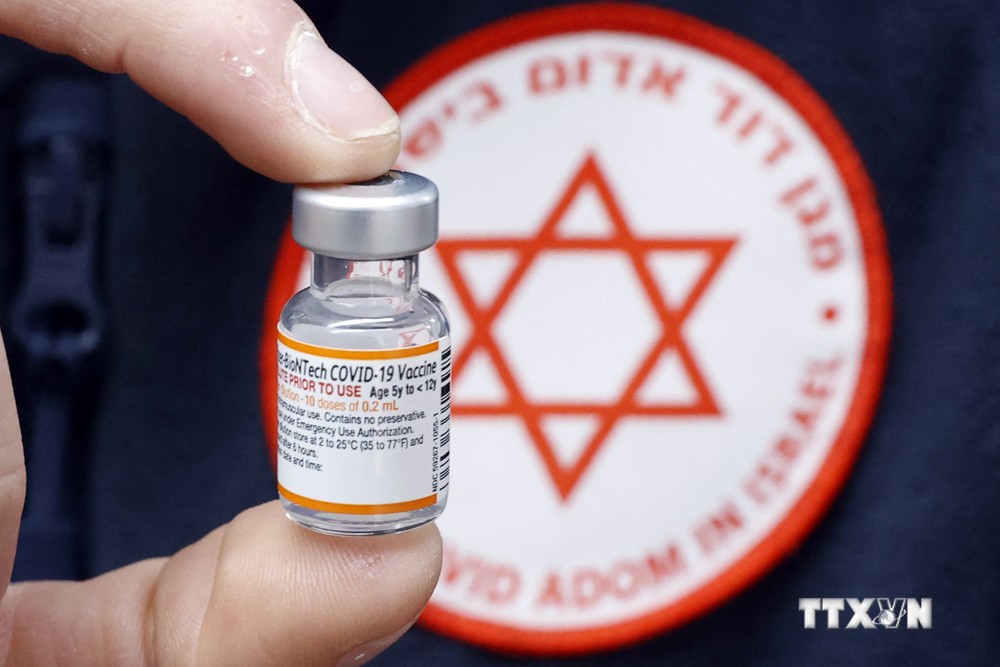 Vaccine phòng COVID-19 cho trẻ em của hãng dược Pfizer-BioNtech tại Ramat Gan, Israel. Ảnh: AFP/TTXVN