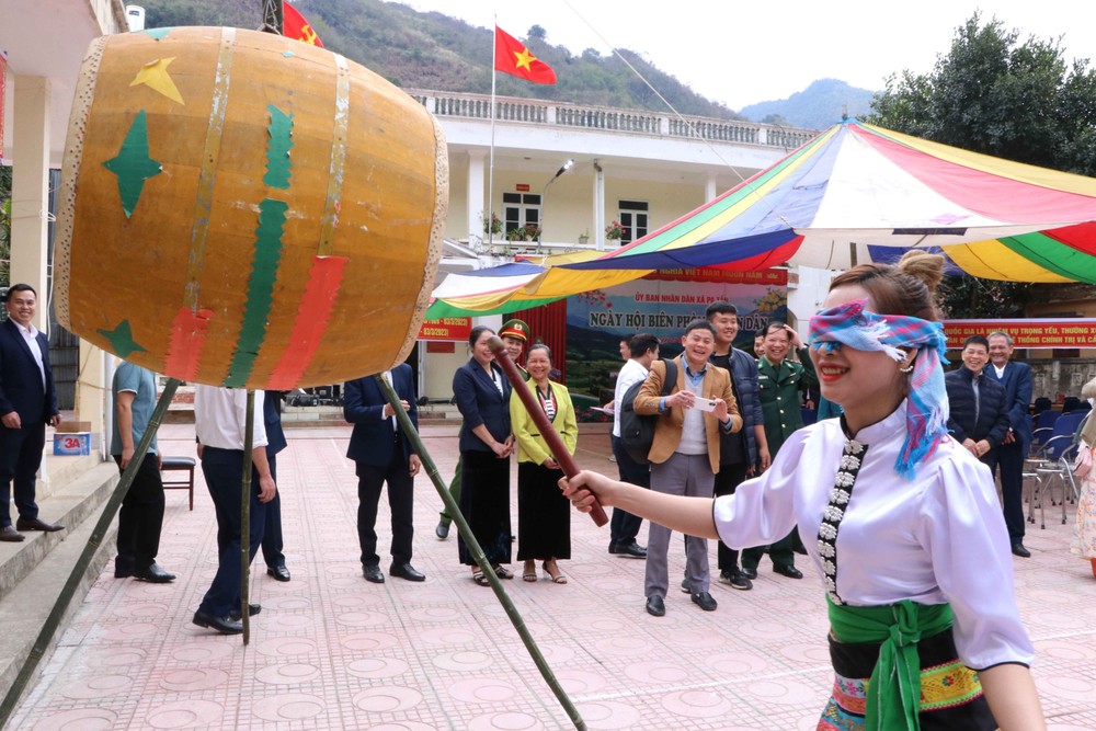 Sôi nổi các hoạt động Ngày hội Biên phòng toàn dân ở vùng cao Lai Châu