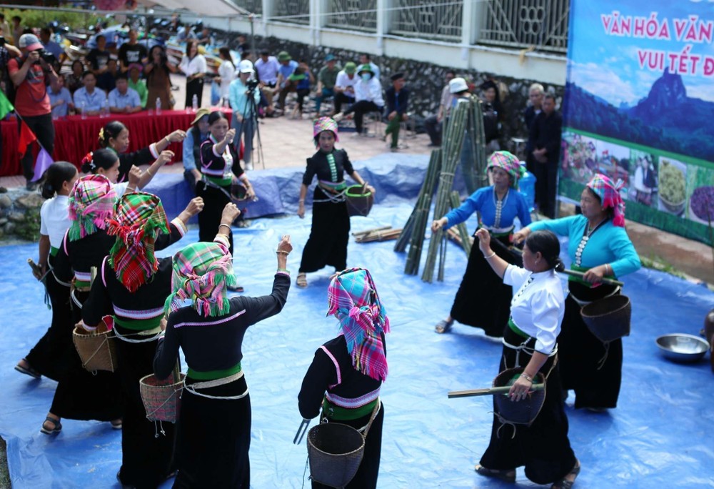 Tái hiện Lễ hội Mừng Cơm mới của đồng bào dân tộc Khơ Mú ở Than Uyên, Lai Châu
