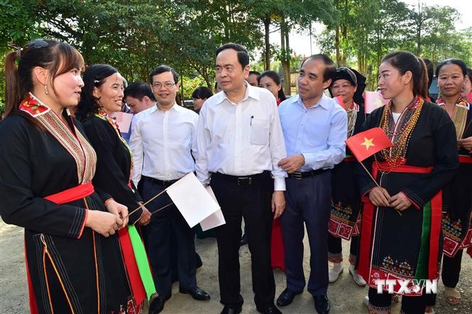 Đồng chí Trần Thanh Mẫn dự Ngày hội Đại đoàn kết toàn dân tộc tại Tuyên Quang
