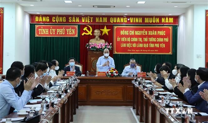 Thủ tướng Nguyễn Xuân Phúc: Du lịch Phú Yên như một viên kim cương thô cần bàn tay người thợ khéo