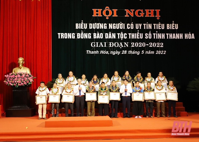 Biểu dương điển hình người có uy tín tiêu biểu trong đồng bào dân tộc thiểu số tỉnh Thanh Hóa, giai đoạn 2020-2022