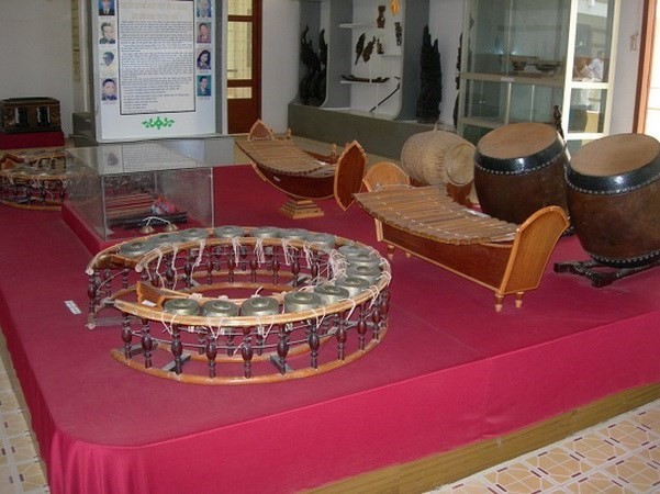 Một số hiện vật được trưng bày tại Bảo tàng Văn hóa Dân tộc Trà Vinh. Nguồn: travinh.gov.vn