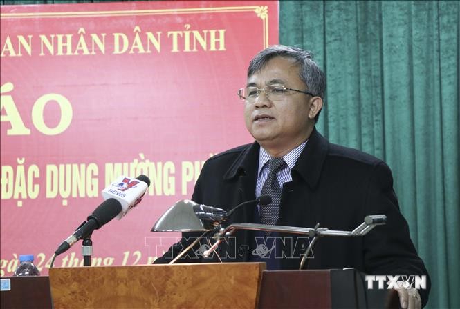 Ông Lò Văn Tiến, Phó Chủ tịch UBND tỉnh Điện Biên phát biểu tại buổi họp báo. Ảnh: Xuân Tư – TTXVN