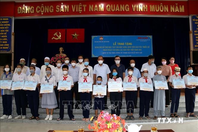 Thành phố Hồ Chí Minh có nhiều hoạt động chăm lo học sinh, sinh viên, lao động là người dân tộc