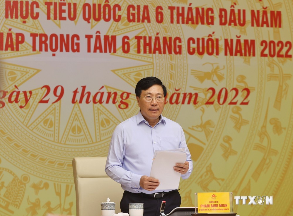 Sáng 29/7/2022, tại Trụ sở Chính phủ, Phó Thủ tướng Thường trực Phạm Bình Minh, Trưởng Ban chỉ đạo, chủ trì Hội nghị trực tuyến Ban Chỉ đạo Trung ương các chương trình mục tiêu quốc gia giai đoạn 2021 - 2025 với các địa phương về kết quả thực hiện các chư
