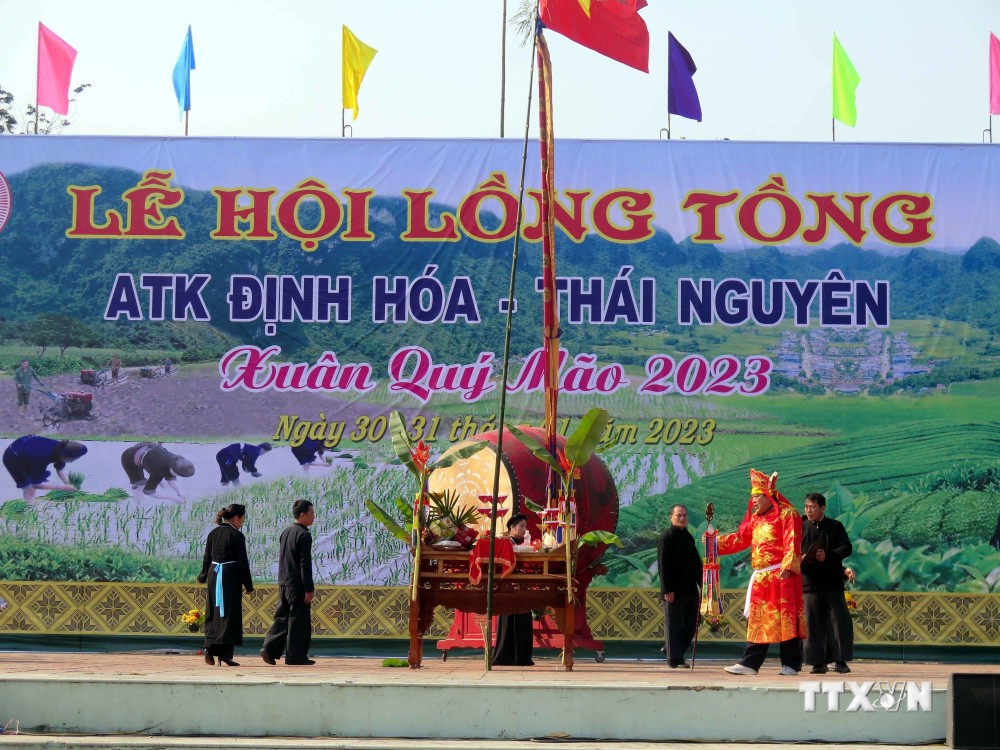 Rộn ràng Lễ hội Lồng Tồng ở chiến khu Việt Bắc