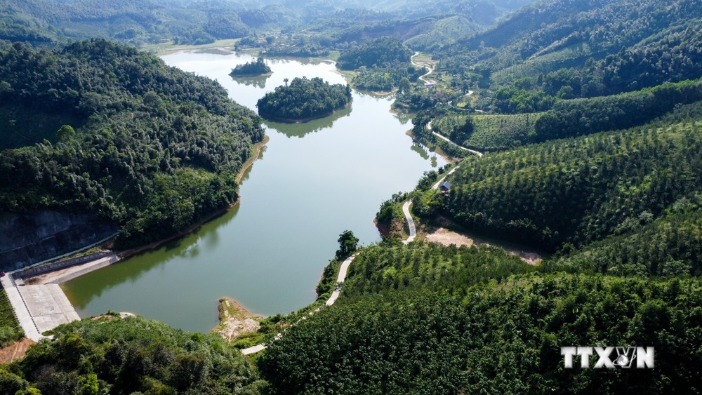 Hồ Trùng (xã Vĩnh Phúc, huyện Bắc Quang, tỉnh Hà Giang) là một trong những hồ thuỷ lợi được đầu tư, cải tạo, đảm bảo tốt việc trữ nước. Ảnh: Nam Thái - TTXVN