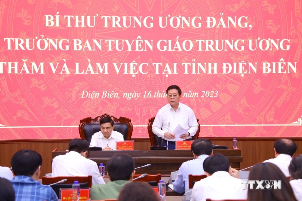 Trưởng Ban Tuyên giáo Trung ương Nguyễn Trọng Nghĩa phát biểu chỉ đạo. Ảnh: Văn Điệp - TTXVN