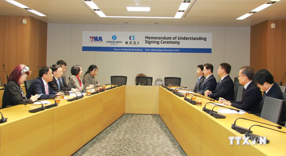 Đẩy mạnh hợp tác thông tin toàn diện giữa TTXVN với hãng thông tấn Yonhap (Hàn Quốc)