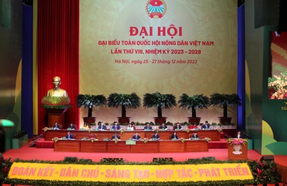 Ngày làm việc thứ nhất Đại hội đại biểu toàn quốc Hội Nông dân Việt Nam lần thứ VIII