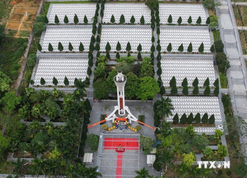 Nghĩa trang Liệt sỹ quốc gia Vị Xuyên là nơi yên nghỉ của hàng ngàn liệt sỹ, trong đó có nhiều liệt sỹ chưa xác định được danh tính. Ảnh: Nam Thái