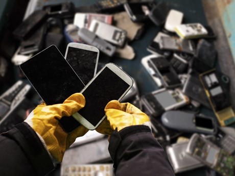 Độc đáo dự án "tái chế" điện thoại cũ tại Pháp