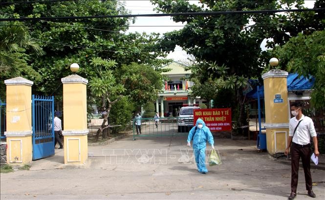 Quang cảnh khu cách ly ở Trung tâm y tế huyện Thăng Bình. Ảnh: Trịnh Bang Nhiệm - TTXVN