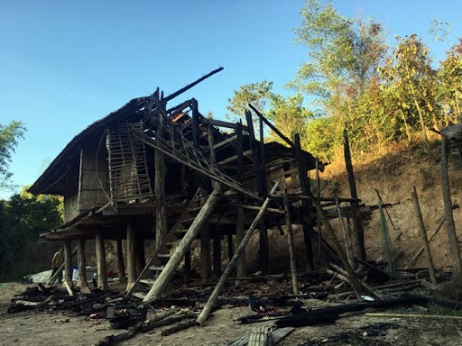 Lào Cai: Hỏa hoạn thiêu rụi nhà sàn trong đêm, một người tử vong
